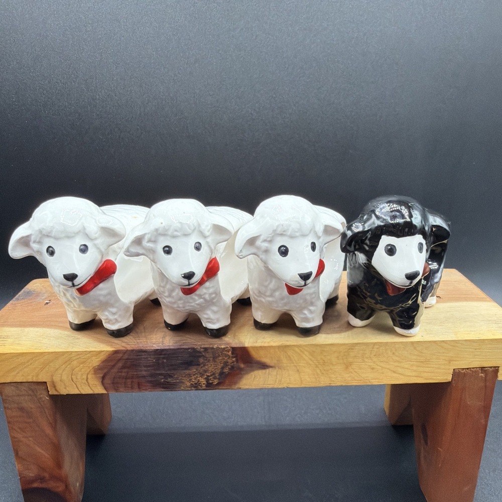 VTG sheep Napkin Rings 3 White 1 Black Sheep Ceramic Hand Painted